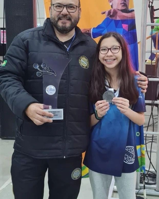 Isadora_Trevisiani_de_Oliveira_prata_no_parabadminton_2024-II