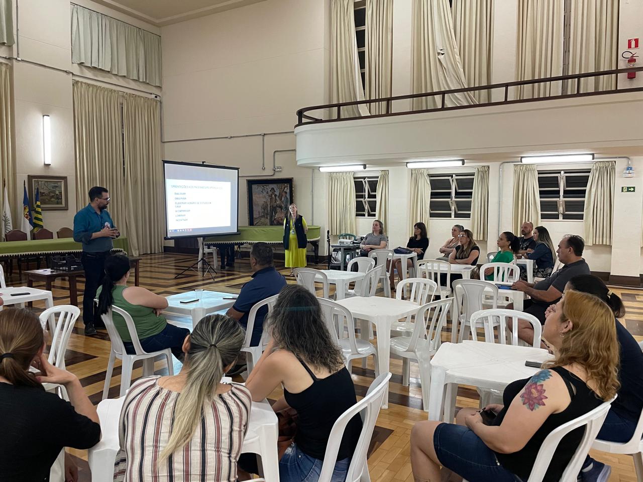 reuniao_pais_maes_responsaveis_ensino_medio_noturno_2024-II
