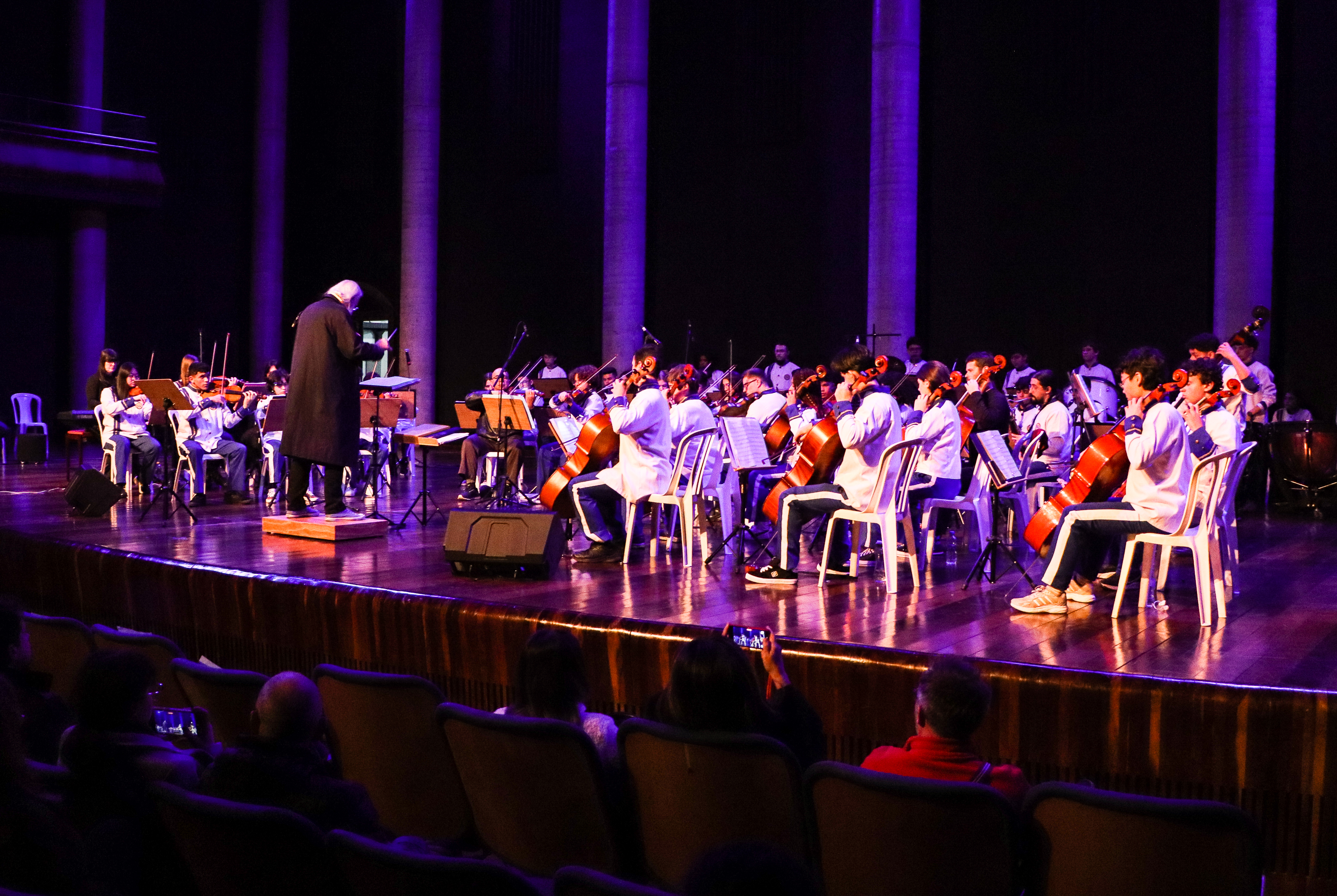 Apresentações da Escolinha de Arte no Canal da Música