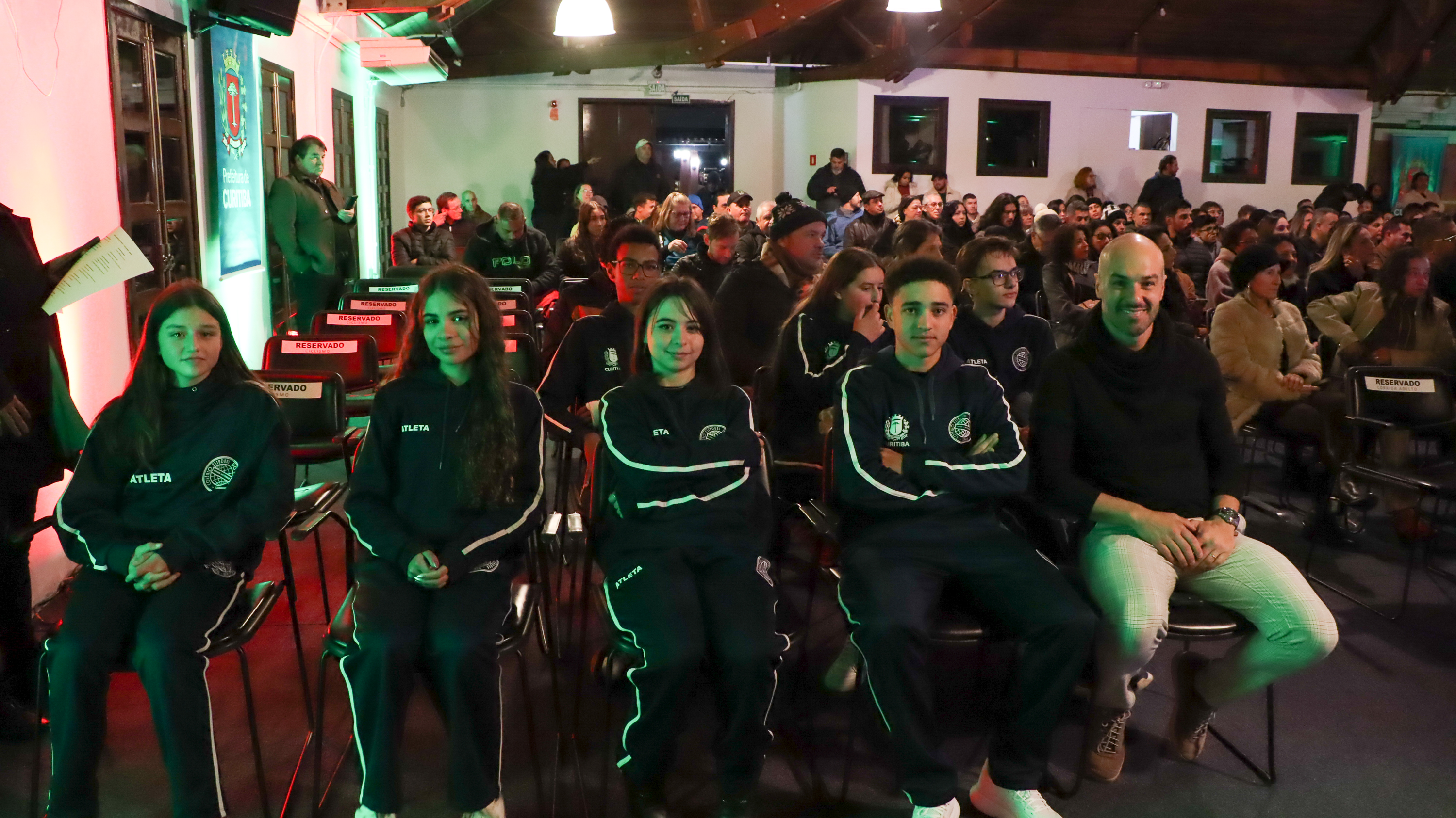 Equipes do CEP premiadas em evento da Prefeitura de Curitiba