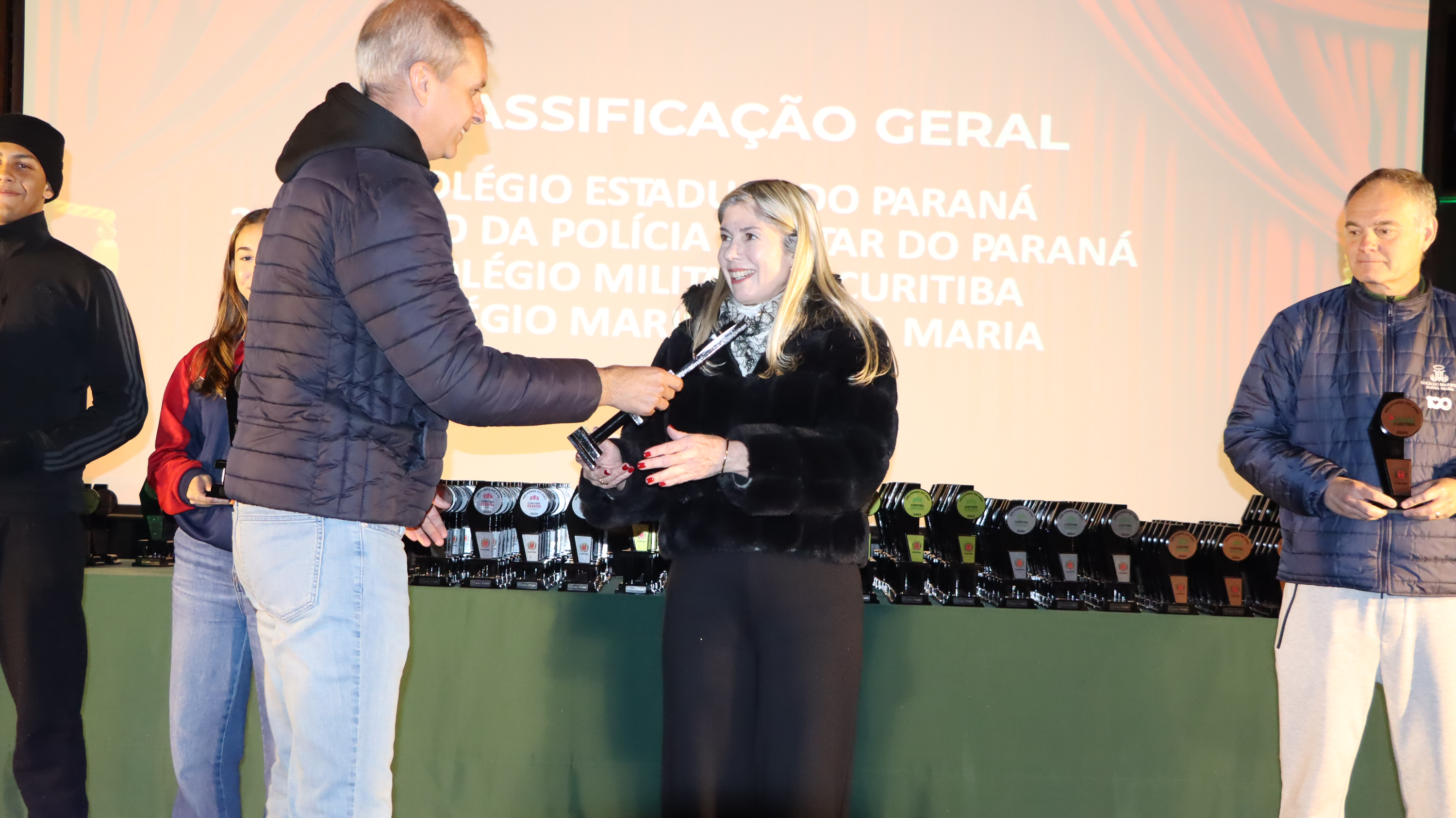 Equipes do CEP premiadas em evento da Prefeitura de Curitiba