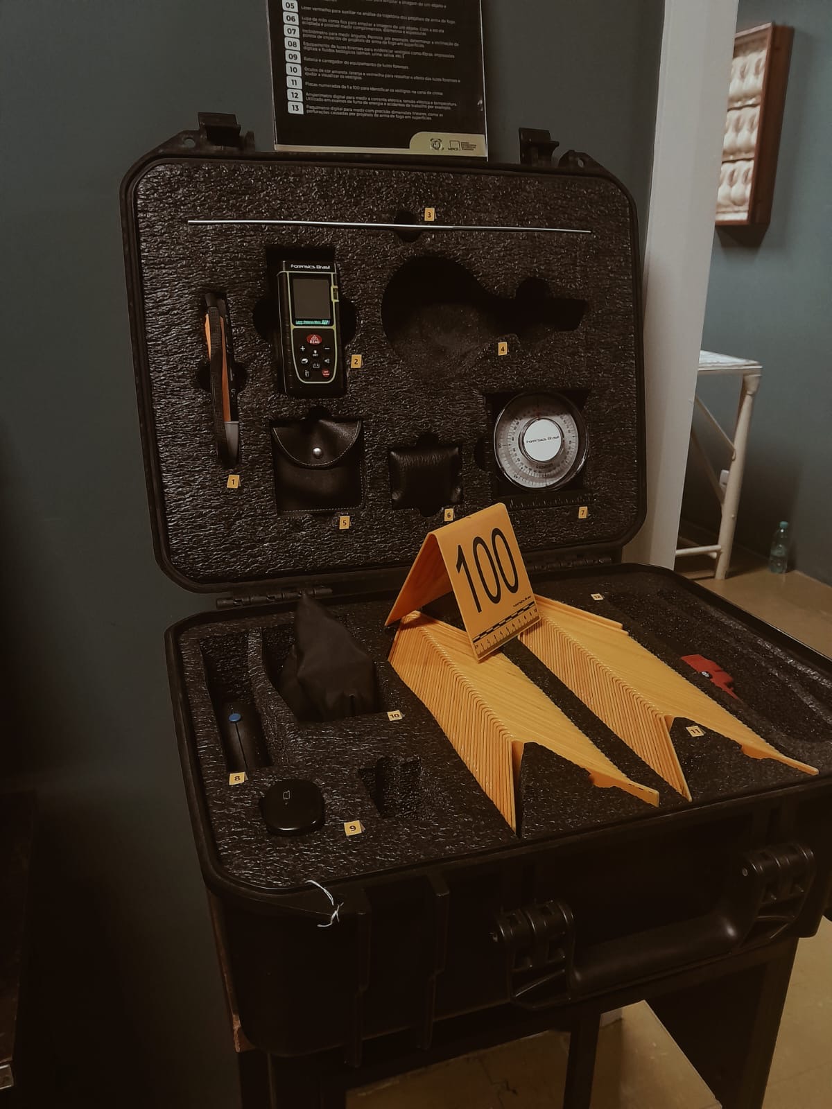 Turma do Prótese Dentária em visita técnica ao Museu Paranaense de Ciências Forenses