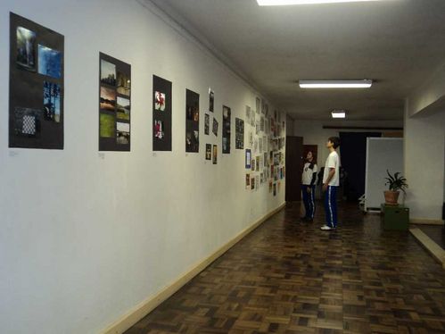 Fotografias dos alunos em exposição