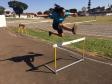 A estudante Ana Carolina Camilo da Silva derrotou 27 concorrentes e se tornou campeã paranaense de Tetratlo, atividade esportiva composta por quatro modalidades do atletismo: Corrida com barreiras; Corrida em pista rasa; Arremesso de peso; e Salto em distância. A atleta faz parte da equipe feminina de Atletismo do Colégio Estadual do Paraná (CEP).