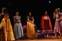 O elenco é formado por 20 estudantes do Modulado Grutinha, ofertado na Escolinha de Arte do CEP. São atores e atrizes que se preparam para mostrar mais essa história criativa aos estudantes das escolas Municipais e, no Festival de Teatro de Pinhais, ao público de uma escola do município metropolitano de Piraquara. Além dessas, outras apresentações serão programadas ainda para este semestre.