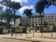 Para mais tranquilidade dos pais e responsáveis, o Colégio Estadual do Paraná (CEP) passou a contar com uma área exclusiva para embarque e desembarque dos estudantes, no acesso principal do Colégio pela Avenida João Gualberto no Alto da Glória. 