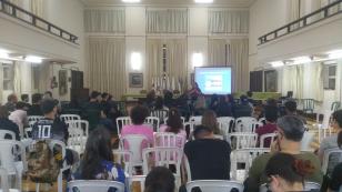 palestra_Centro_de_Memoria_noturno_6_ago