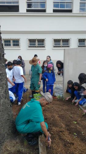 Projeto revitaliza a horta do CEP