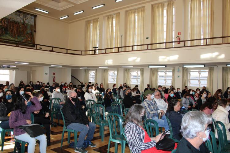 Divisão Educacional Variados