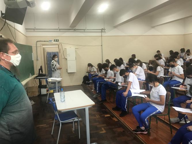 Divisão Educacional Variados