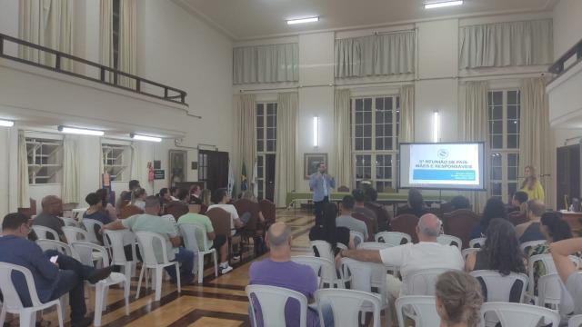 reuniao_maes_pais_responsaveis_noturno_22set2023