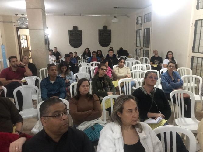 reuniao_pais_noturno