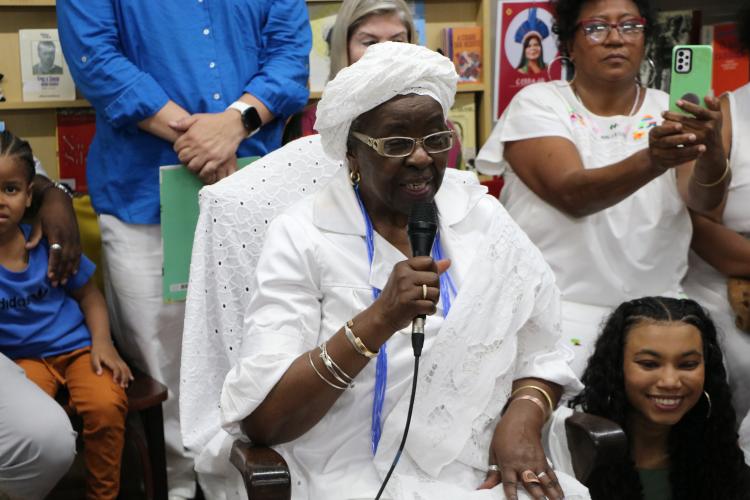 espaco_de_educacao_para_relacoes_etnico-raciais_doutora_Dalzira_Maria_Aparecida_Iyagunã