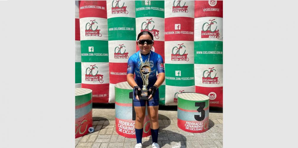 fernanda_camargo_de_souza_ciclismo