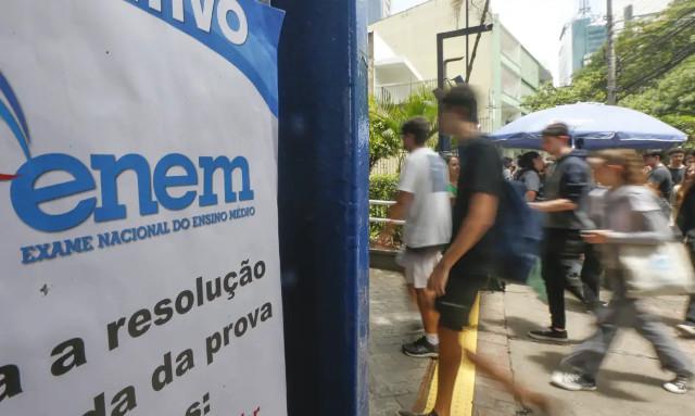 entrada em local de prova do Enem