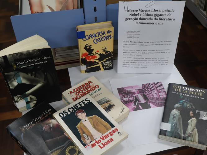 livros de Vargas Llosa na Biblioteca do CEP