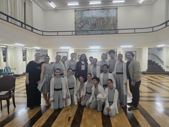 Consulesa e equipe do Dancep