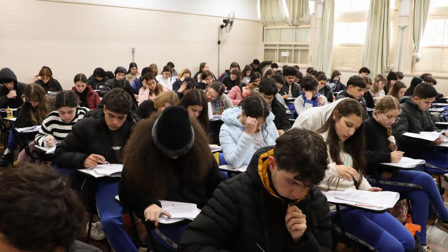 Estudantes do Curcep fazem simulado