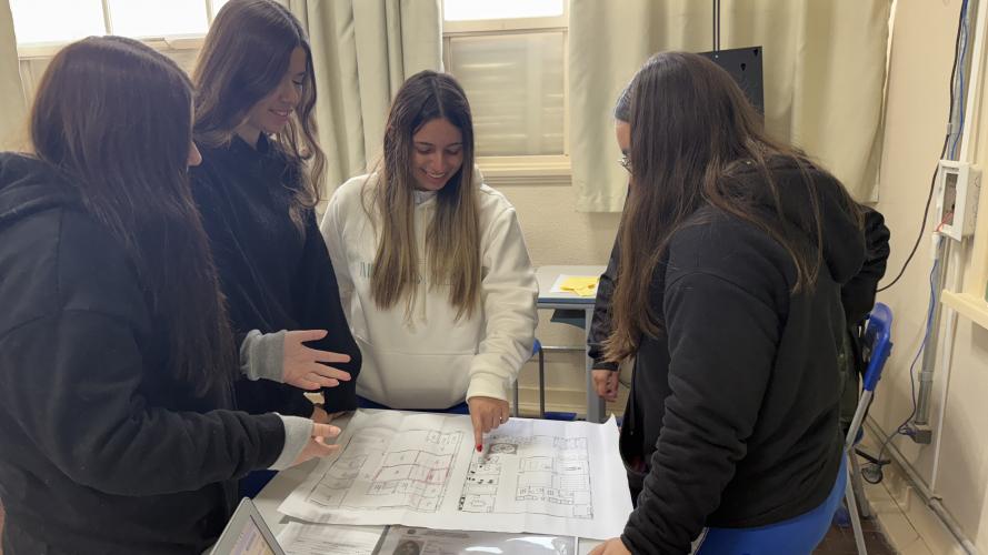 Atividade integrada entre estudantes de Prótese Dentária e Edificações