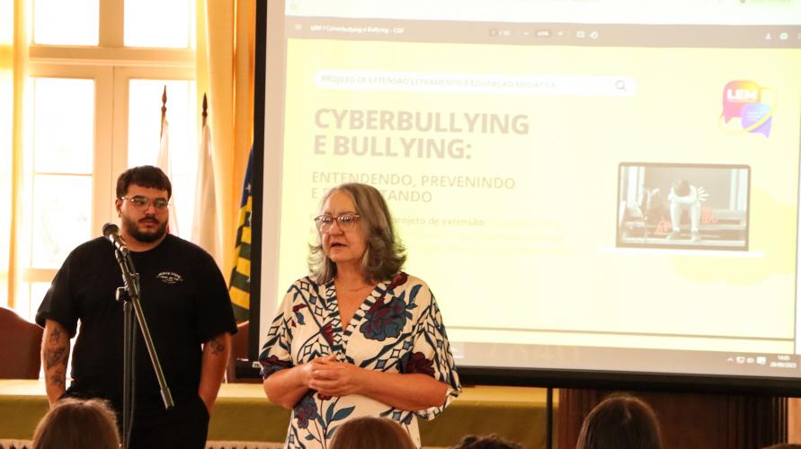 Palestra sobre bullying e cyberbullying