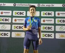 estudantes_medalhas_ciclismo_Maringa