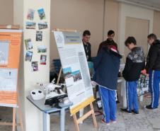 estudantes_ensino_medio_feira_profissoes_UFPR