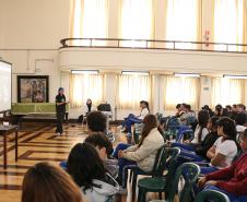mOvECEP_educacao_antirracista_hip-hop
