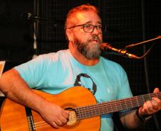 recital_escolinha_de_arte_80_anos_paulo_leminski_out2024