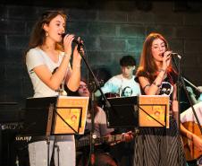 recital_escolinha_de_arte_80_anos_paulo_leminski_out2024