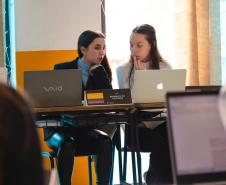 estudantes simulam reunião da ONU