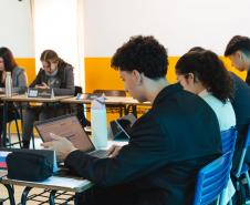 estudantes simulam reunião da ONU