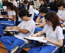 Estudantes do Curcep fazem prova