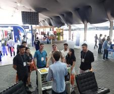 estudantes do técnico em edificações no expo deconcrete