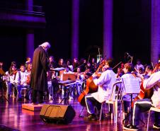 Apresentações da Escolinha de Arte no Canal da Música