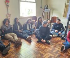 Estudantes de Paranaguá em visita ao CEP