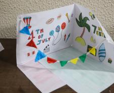 Trabalhos artísticos de estudantes, em exposição