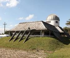 Estudantes no Observatório Astronômico do CEP