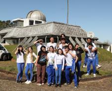 Estudantes no Observatório Astronômico do CEP