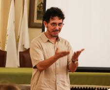 Sessão de exibição do documentário sobre Seu Dante