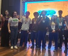 Premiação de estudantes medalhistas da Olimpíada de Matemática das Escolas Estaduais do Paraná