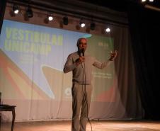 Professor da Unicamp faz palestra no CEP
