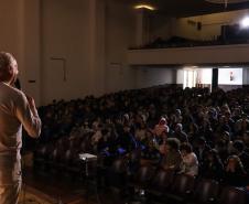 Professor da Unicamp faz palestra no CEP