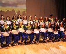 Estudantes atletas recebem premiação