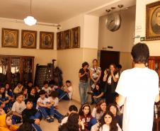 Estudantes participando das mostras de Conhecimento e da Educação Profissional