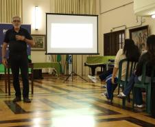 Palestras a turmas do ensino médio noturno