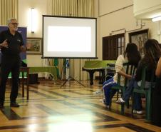 Palestras a turmas do ensino médio noturno