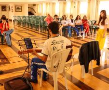 Homenagem a monitores do Centro de Memória