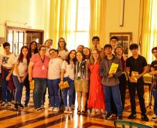 Homenagem a monitores do Centro de Memória