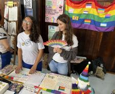 estudantes em práticas pedagógicas de Espanhol