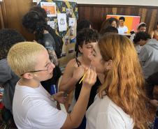 estudantes em práticas pedagógicas de Espanhol